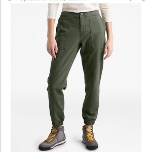 North Face Women’s Moeser Jogger - Size M